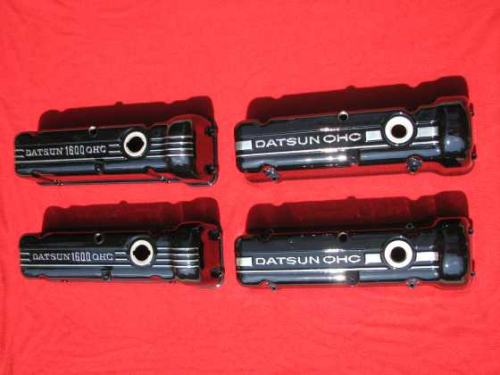 Datsun L16 and L18 valve covers in mirror black with polished lettering and clear powder